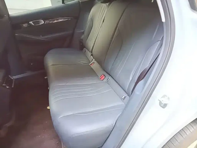 Geely Galaxy E5 — Фото автомобиля 16