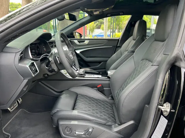Audi A7 — Фото автомобиля 10