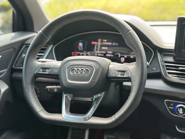 Audi Q5L — Фото автомобиля 9