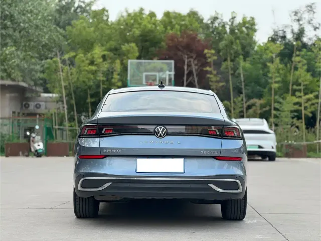 Volkswagen Lamando — Фото автомобиля 5