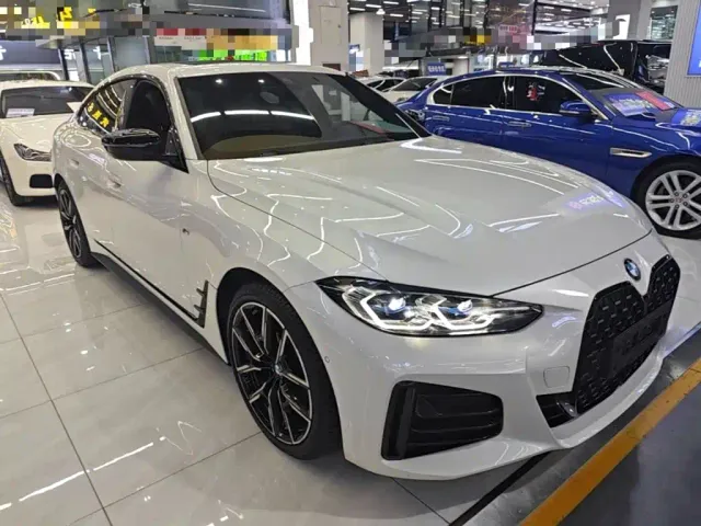 BMW 4 Series — Фото автомобиля 3