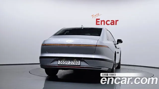 Hyundai Grandeur GN7 — Фото автомобиля 4