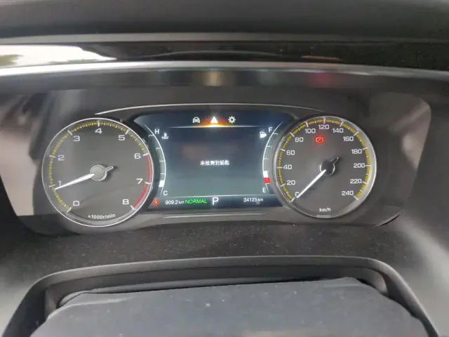 GAC Trumpchi M8 — Фото автомобиля 14