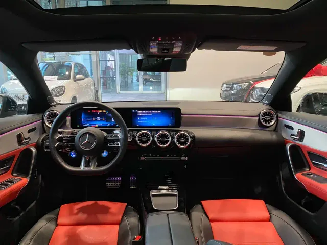 Mercedes-Benz CLA-Class AMG — Фото автомобиля 10