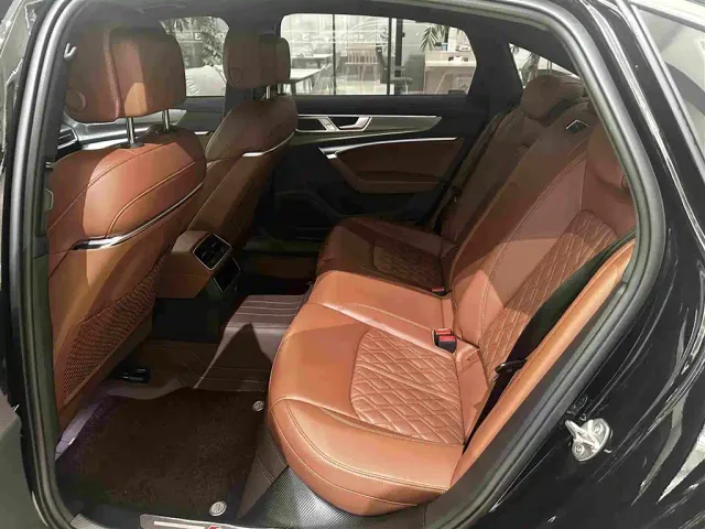 Audi A6L — Фото автомобиля 11