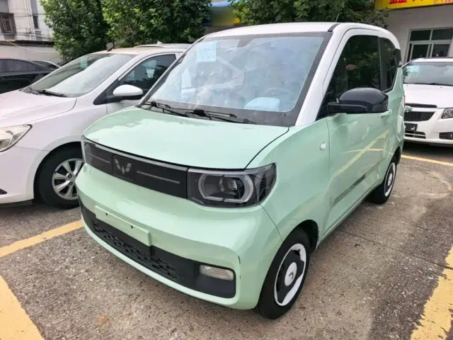 Фотография автомобиля — Wuling Hongguang Mini EV