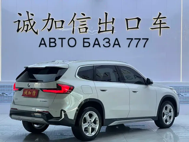 BMW X1 — Фото автомобиля 4