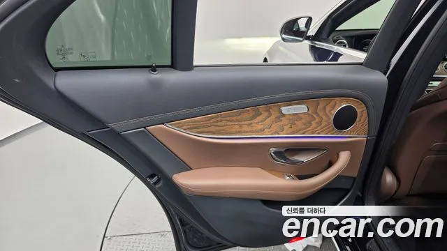 Mercedes-Benz E-Class W213 — Фото автомобиля 14