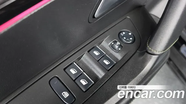 Peugeot 2008 2nd Gen — Фото автомобиля 28