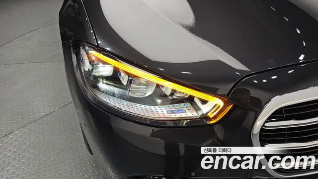 Mercedes-Benz S-Class S-класс W223 — Фото автомобиля 18