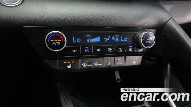 Hyundai Avante CN7 — Фото автомобиля 16