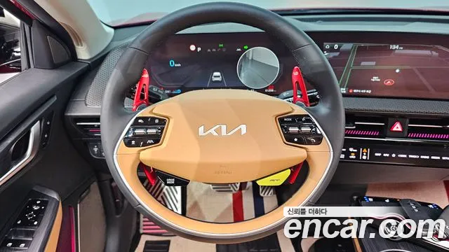 Kia EV6 — Фото автомобиля 13