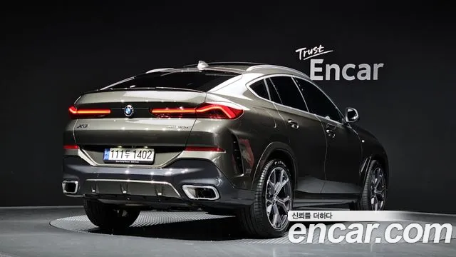 BMW X6 xDrive40i M Sport — Фото автомобиля 2