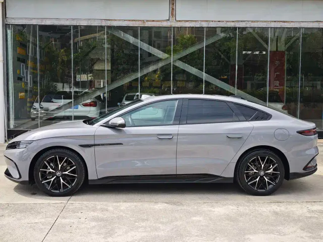 BYD Han — Фото автомобиля 6
