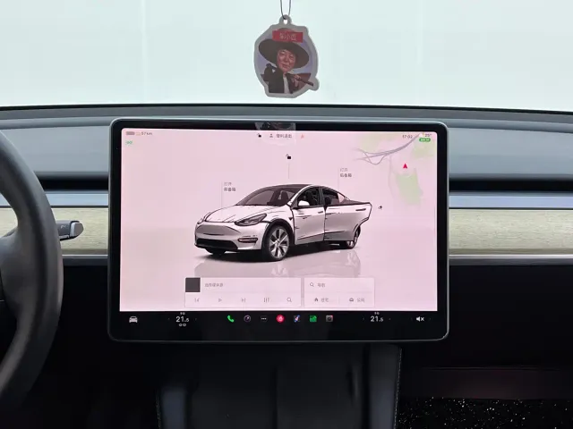 Tesla Model Y — Фото автомобиля 25