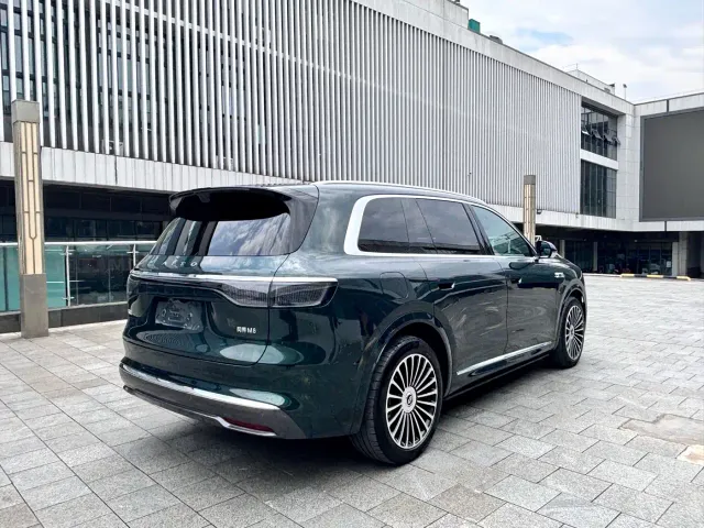 Aito M8 — Фото автомобиля 7