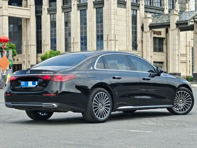 Mercedes-Benz Mercedes-Benz E-Class 2024 Facelift E 300 L Fashion — Фото автомобиля 6