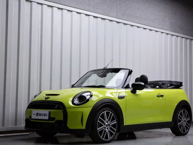 Фотография автомобиля — MINI Hatch