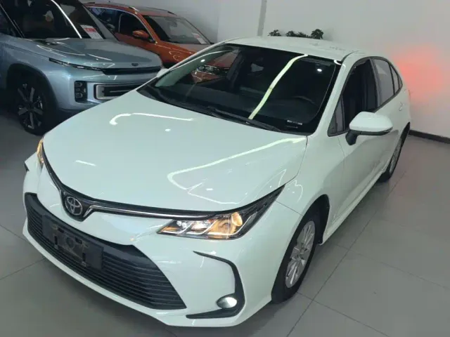 Фотография автомобиля — Toyota Corolla