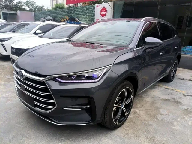 Фотография автомобиля — BYD Tang