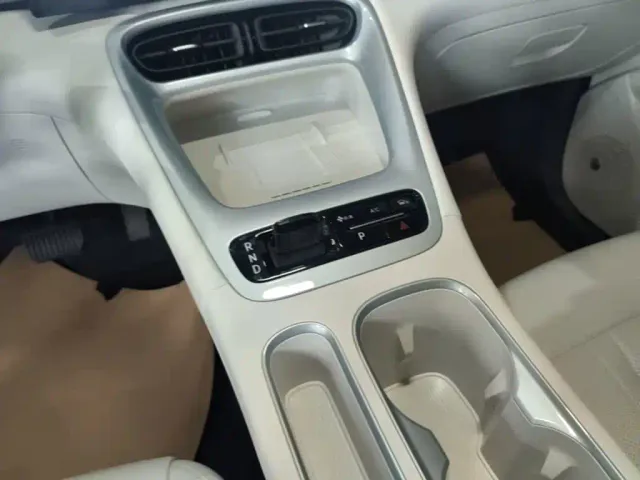 Geely Starry Wish — Фото автомобиля 9