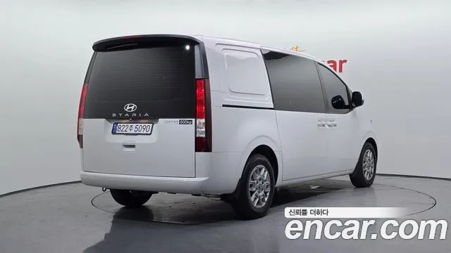 Hyundai Staria Staria L3.5 Карго 5 мест — Фото автомобиля 2