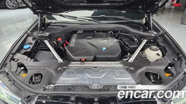 BMW X4 xDrive20i M Sport Pro — Фото автомобиля 6