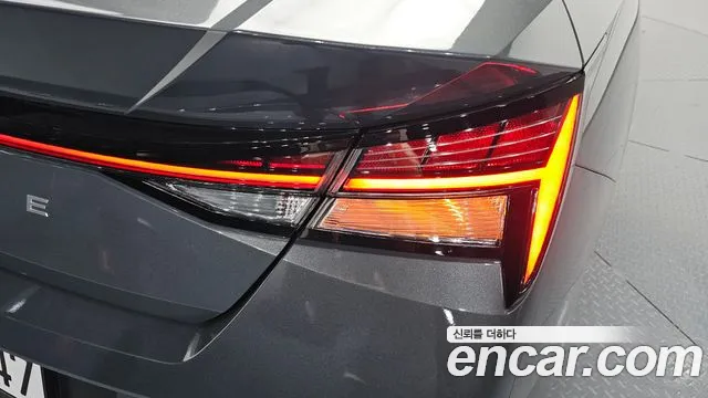 Hyundai Avante CN7 — Фото автомобиля 8