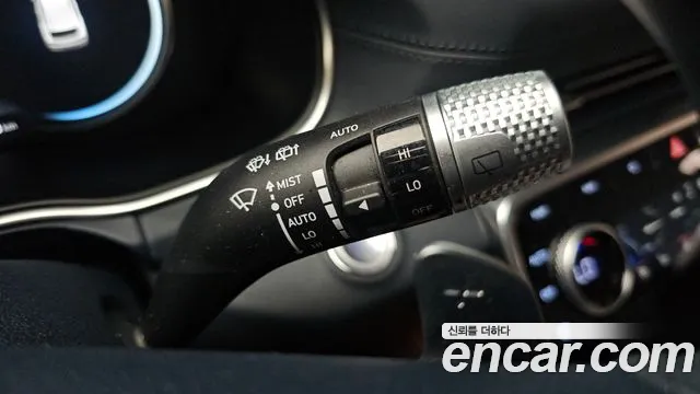 Genesis GV80 — Фото автомобиля 27