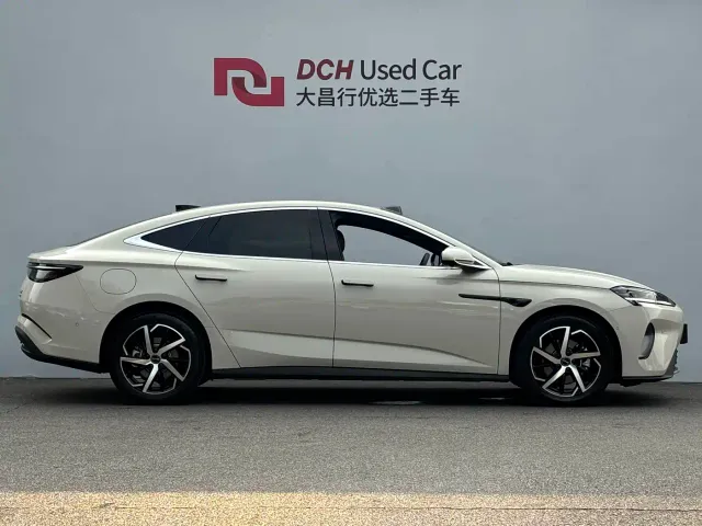 BYD Seal 07 DM-i — Фото автомобиля 3