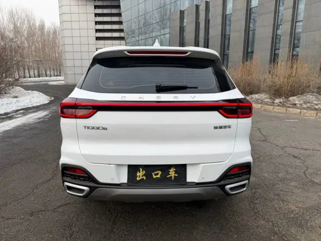 Chery Tiggo 8 — Фото автомобиля 4