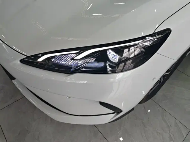 BYD Seal 05 DM-i — Фото автомобиля 23