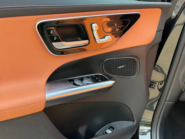 Mercedes-Benz GLC-Class — Фото автомобиля 11