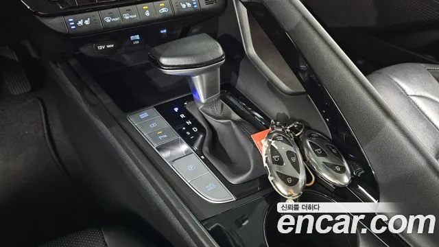 Hyundai AVANTE Новый Avante (CN7) 1.6 LPi (Для проката) — Фото автомобиля 9
