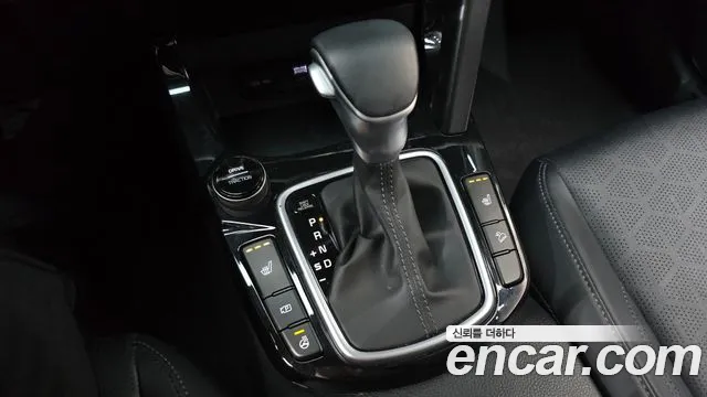 Kia Seltos New — Фото автомобиля 12