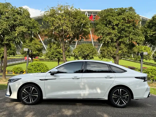 Chery Arrizo 8 — Фото автомобиля 7