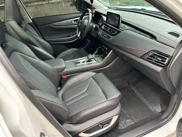 Changan CS75 — Фото автомобиля 6