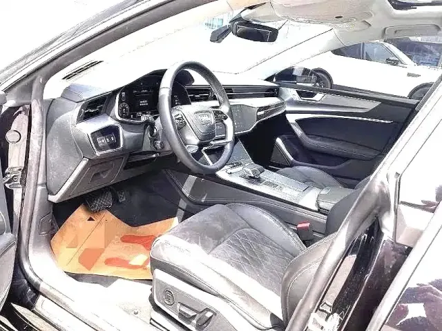 Audi A7L — Фото автомобиля 4