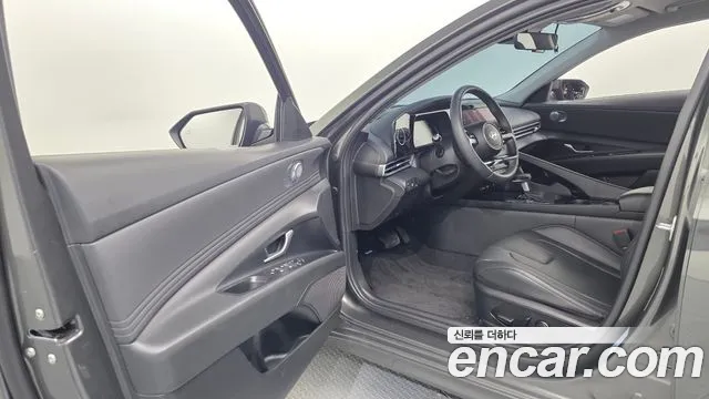 Hyundai Avante CN7 — Фото автомобиля 15
