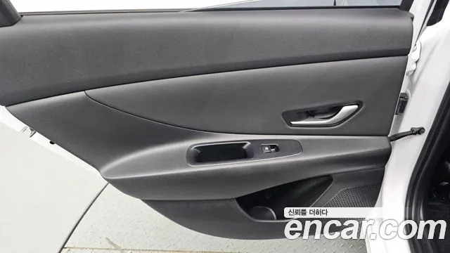 Hyundai Avante CN7 — Фото автомобиля 24