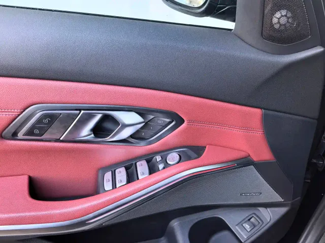 BMW 3 Series — Фото автомобиля 9