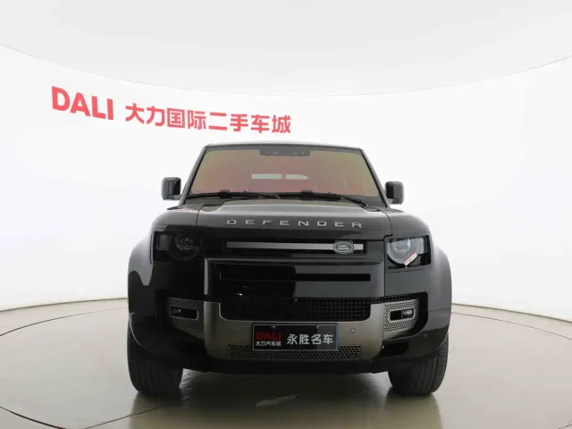 Land Rover Defender — Фото автомобиля 2