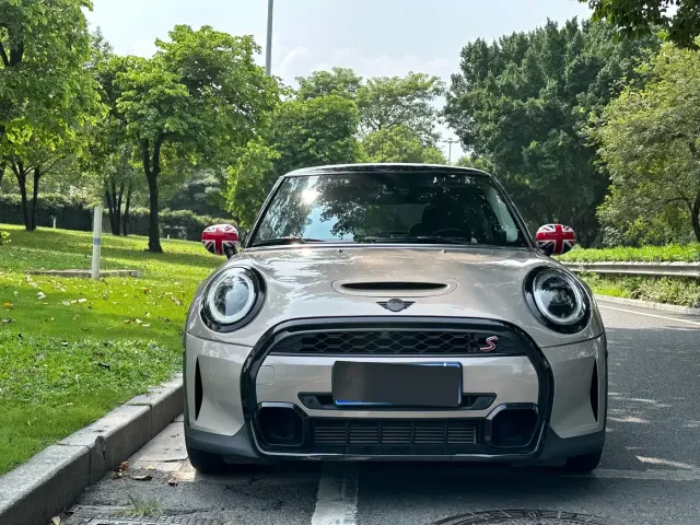 MINI MINI 2022 2.0T COOPER S Artist — Фото автомобиля 8