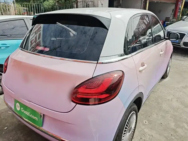 Wuling Bingo — Фото автомобиля 6