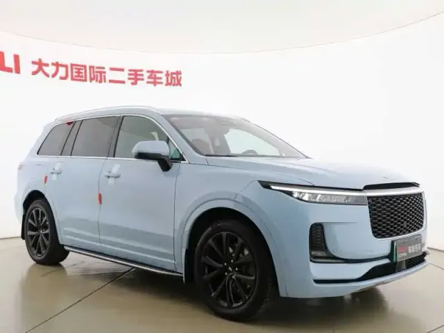 Li Auto ONE — Фото автомобиля 3