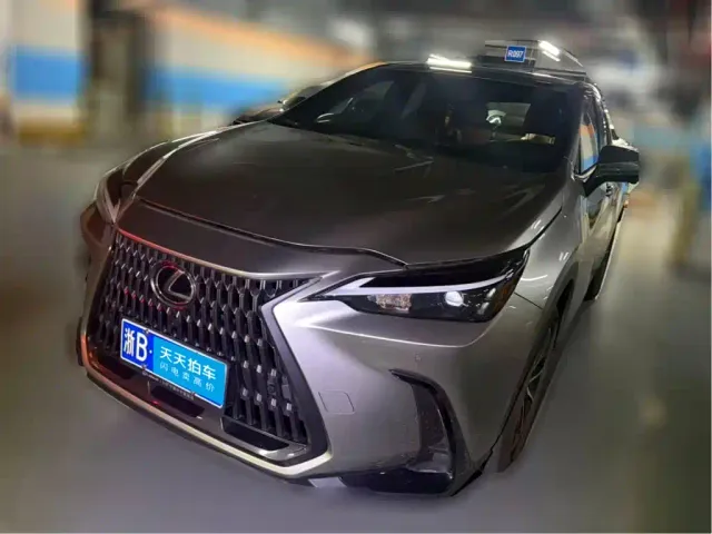 Фотография автомобиля — Lexus NX