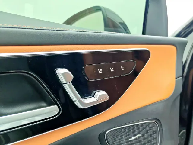 Mercedes-Benz GLC-Class — Фото автомобиля 11