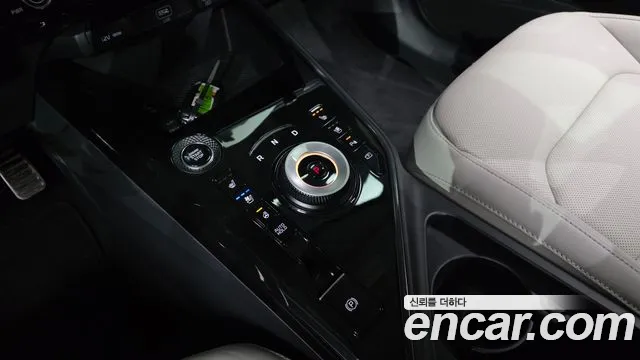 Kia Niro The All New Niro Signature — Фото автомобиля 9