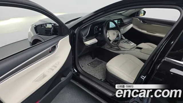 Hyundai Grandeur — Фото автомобиля 10