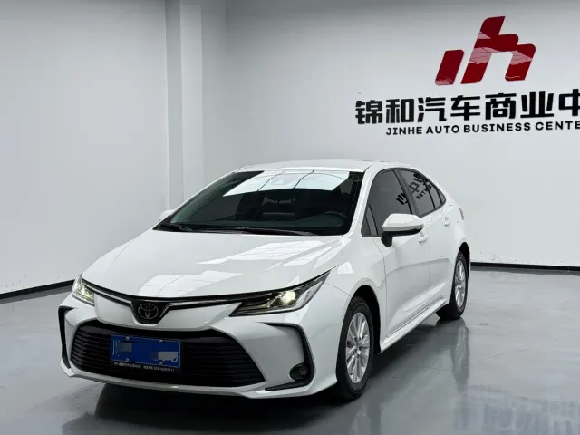 Фотография автомобиля — Toyota Corolla